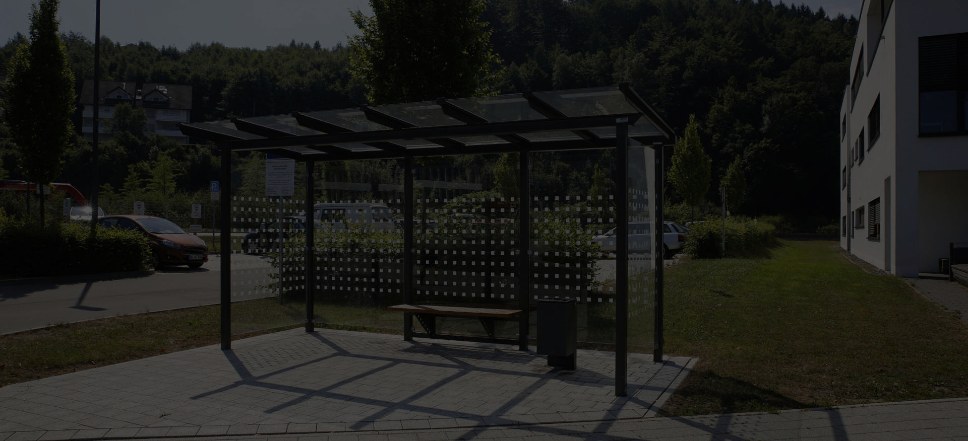 Přístrešky a zastávky